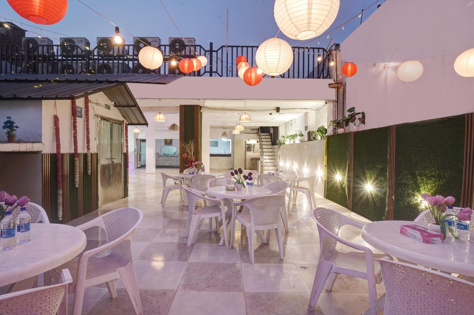 Hotel The Saina International - New Delhi, Paharganj Exterior foto
